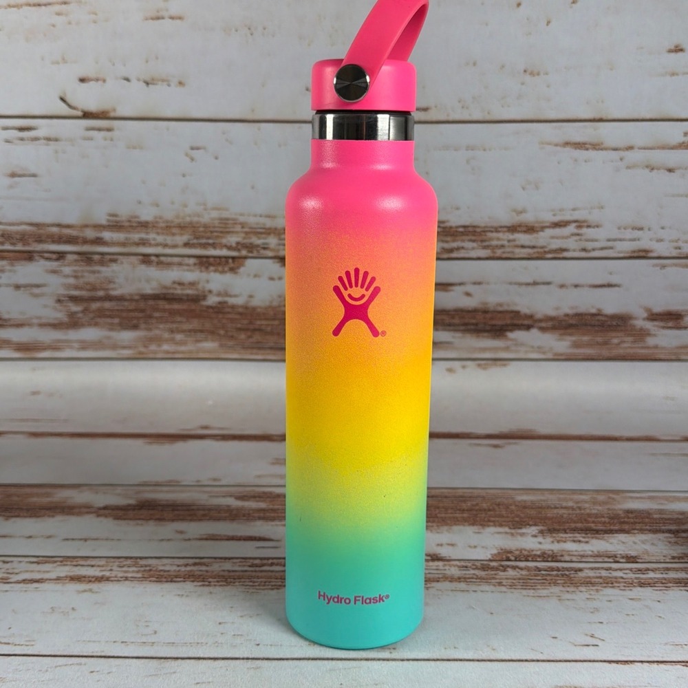 Hydro Flask 24oz Hawaiian Rainbow Shave Ice Used Dent Bottom
